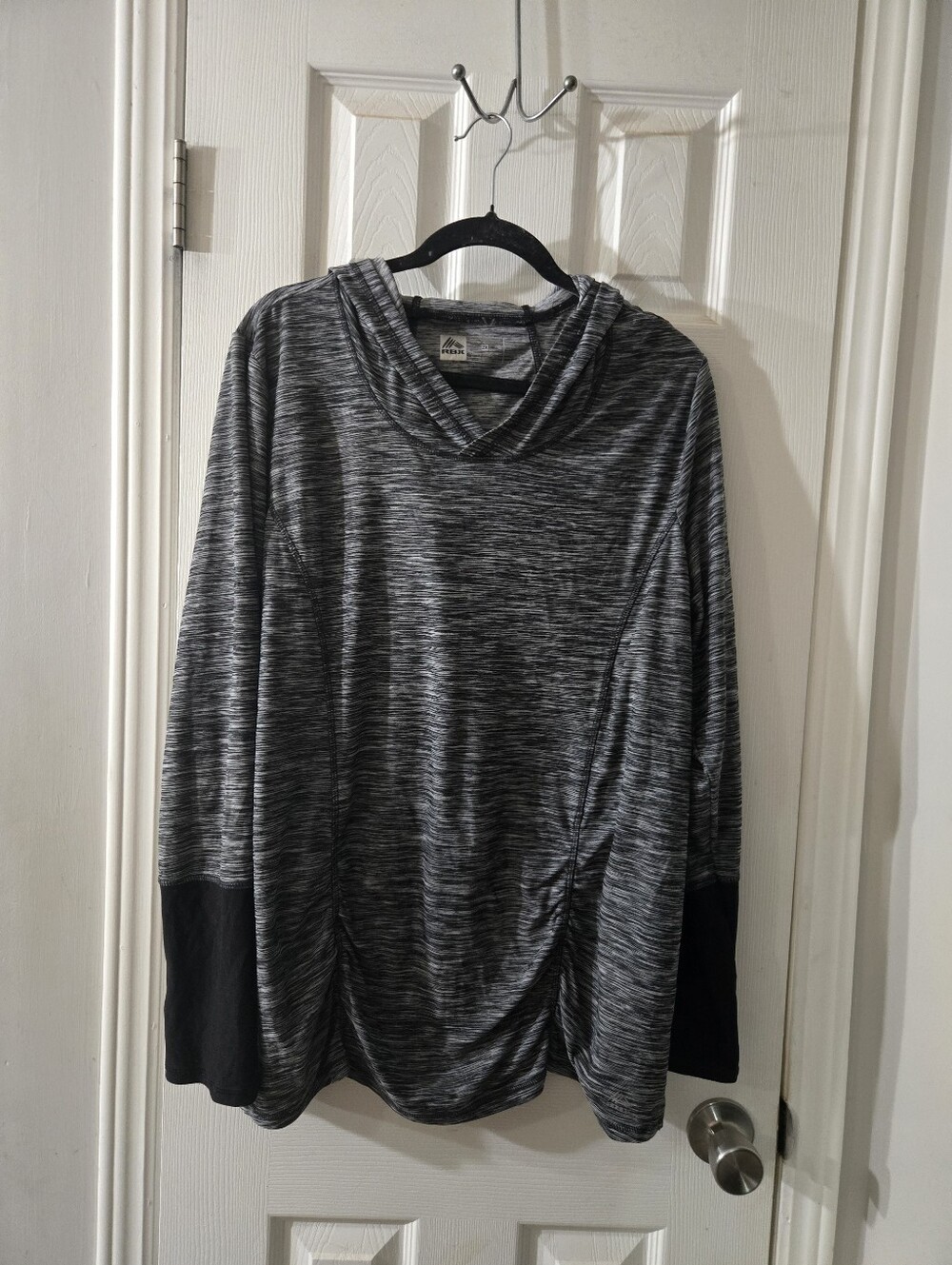 2x RBX knit hoodie